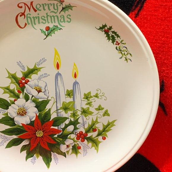 Vintage Christmas Plate. Made In England. Decorated In Canada. Very Good Conditi - Picture 3 of 9